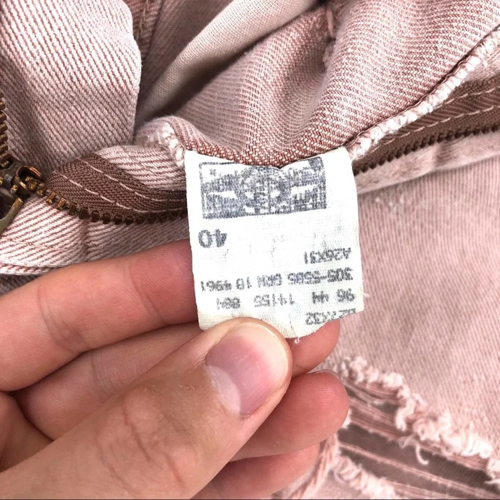 VTG LEE Distressed Denim Short Dusty Pink - RUNS small - Picture 6 of 10